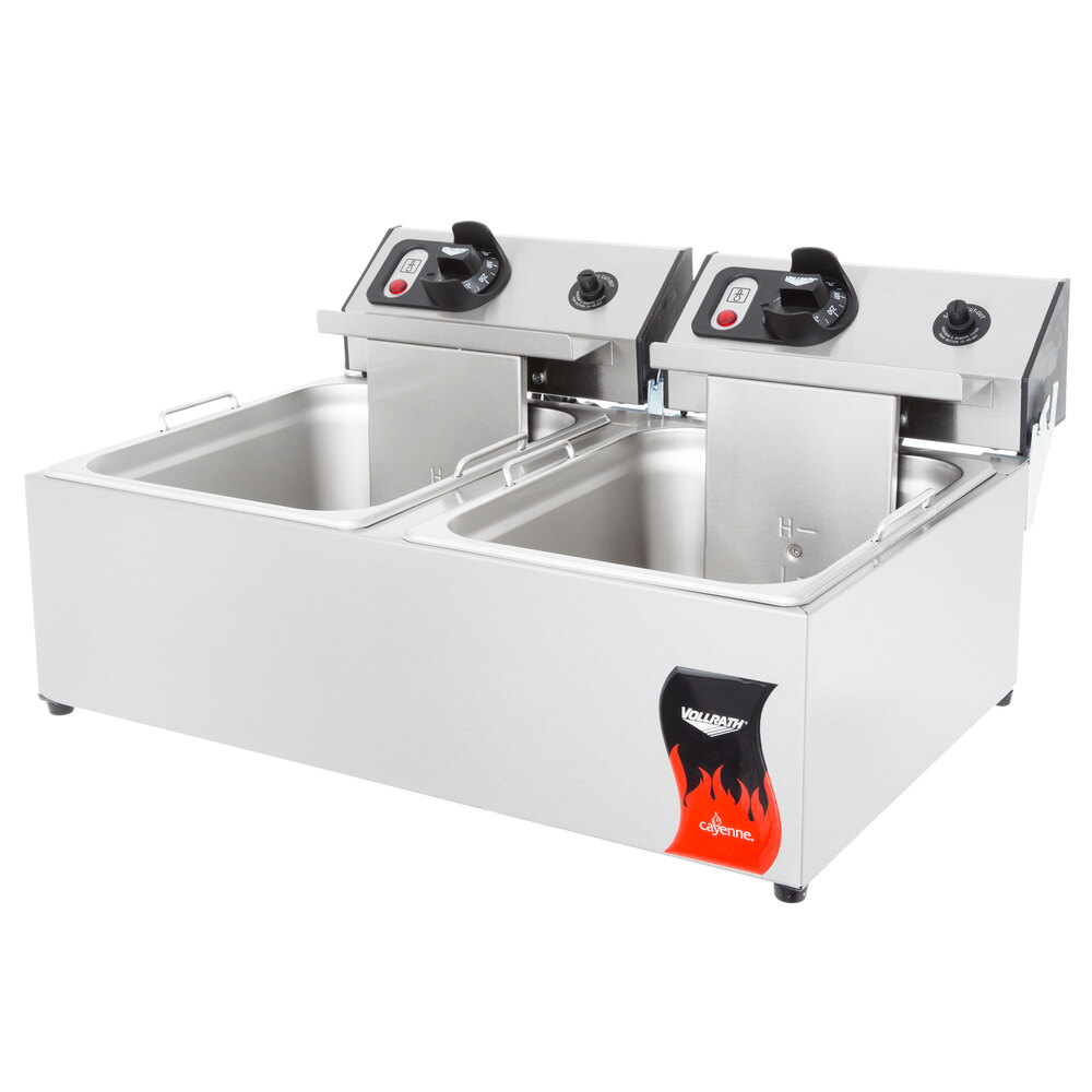 Vollrath 40708 20 lb. Commercial Countertop Deep Fryer 220V 2 x 2500W