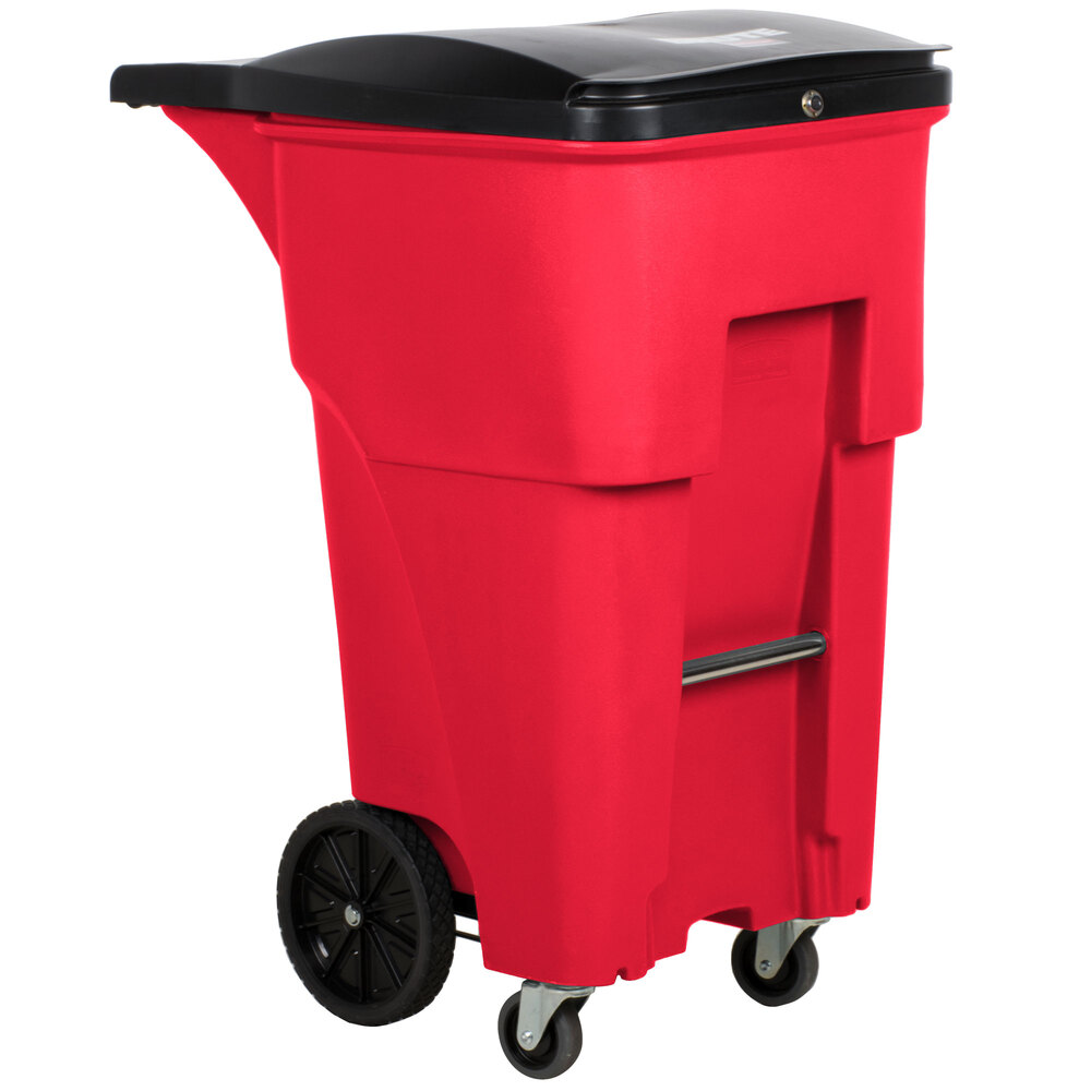 Rubbermaid 1971977 Brute 65 Gallon Red Wheeled Rectangular Trash Can with Locking Lid and Casters