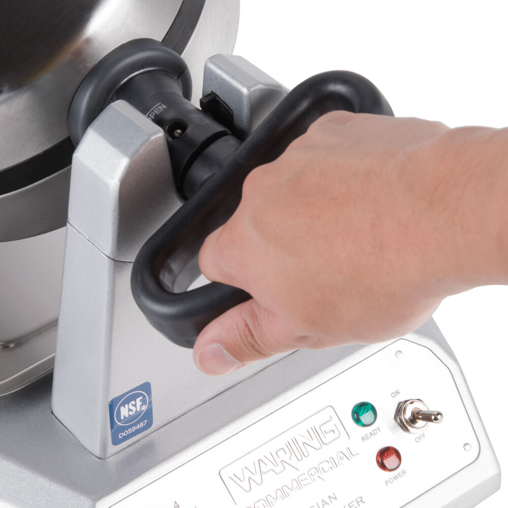 Waring WW180 Single Belgian Waffle Iron / Maker 120V