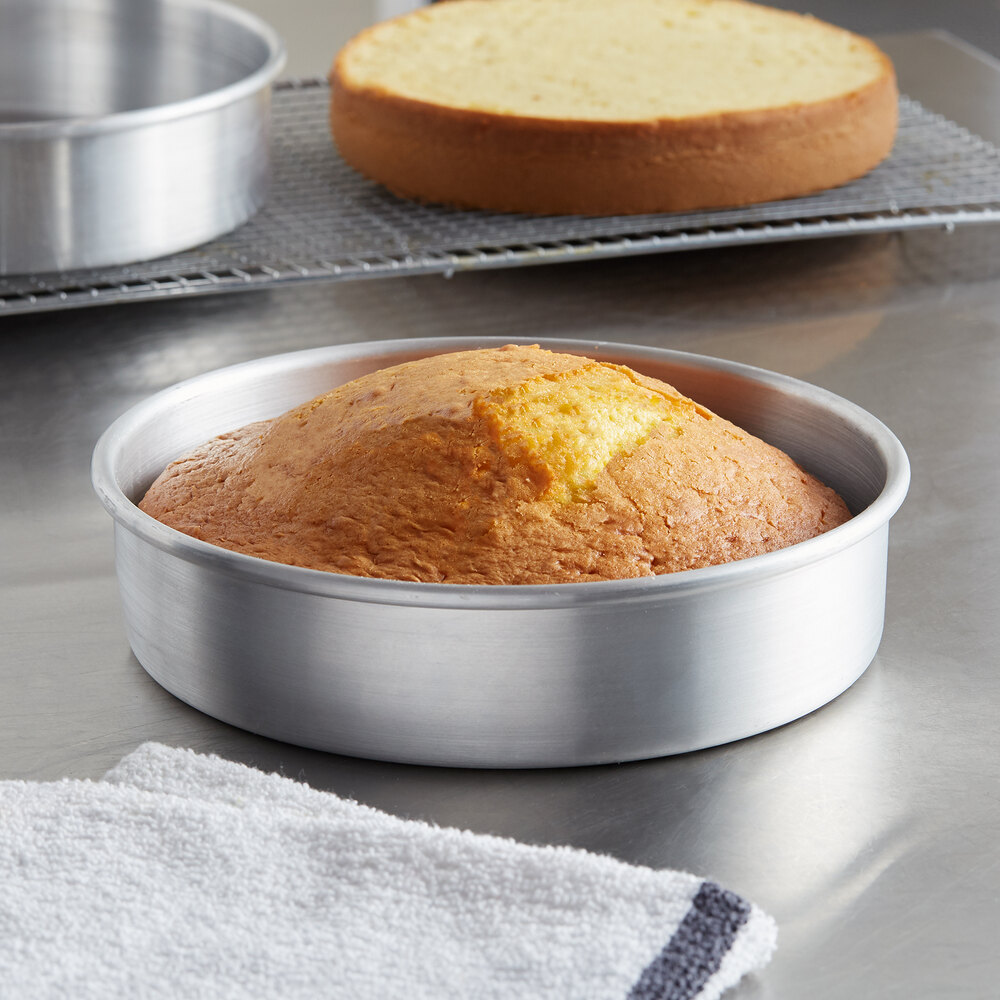 8" x 2" Aluminum Cake Pan with Removable Bottom