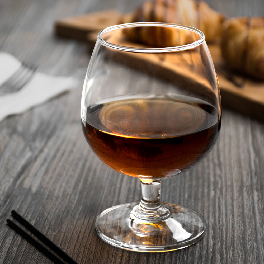 snifter whiskey glass