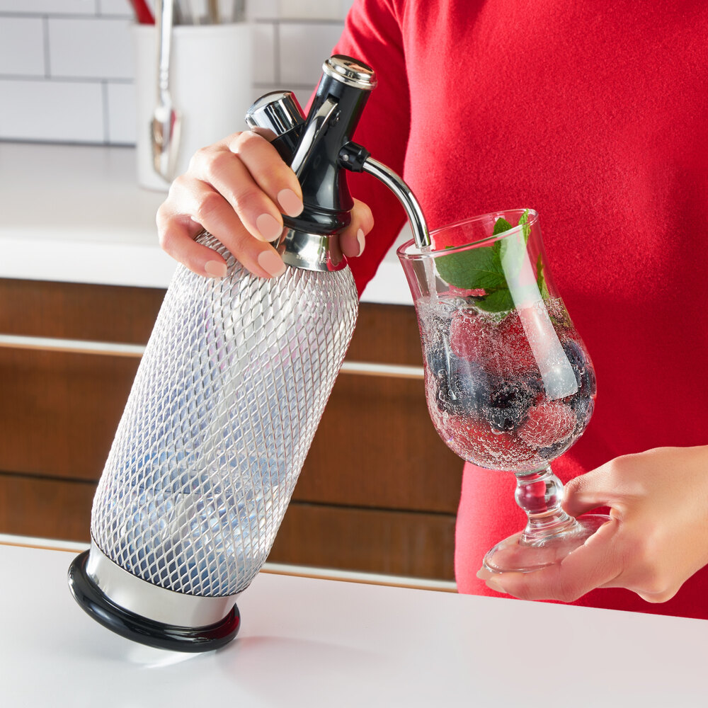 ISi 106001 Classic SodaMaker Plastic / Stainless Steel Mesh Soda Siphon ...