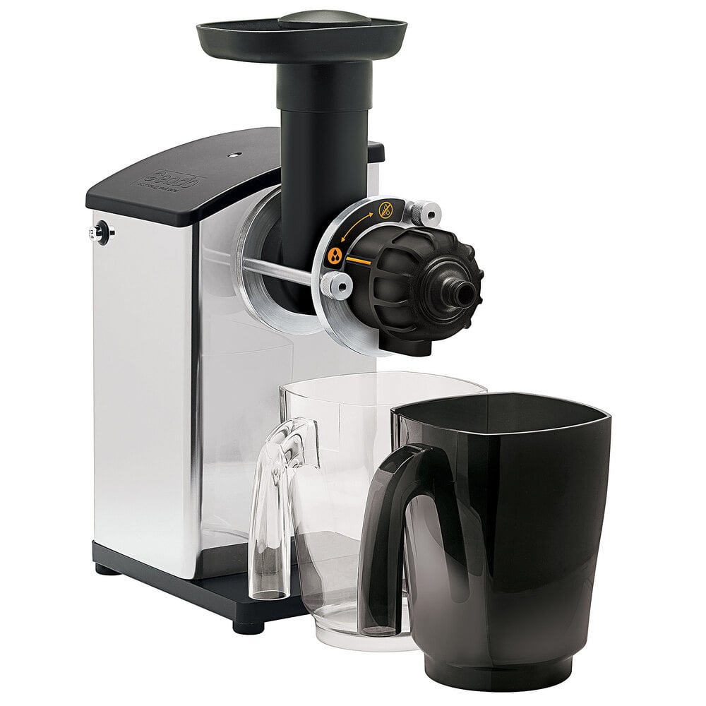 Masticating juicer set up to use with a clear juice container and a black waste container