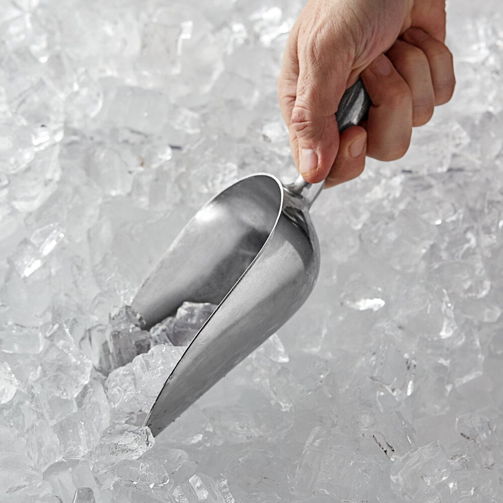 Vollrath 46892 24 oz. OnePiece Cast Aluminum Ice Scoop