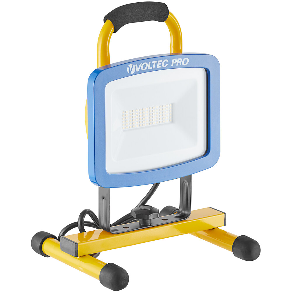 Voltec 0800726 Portable LED Work Light 72W, 6600 Lumens