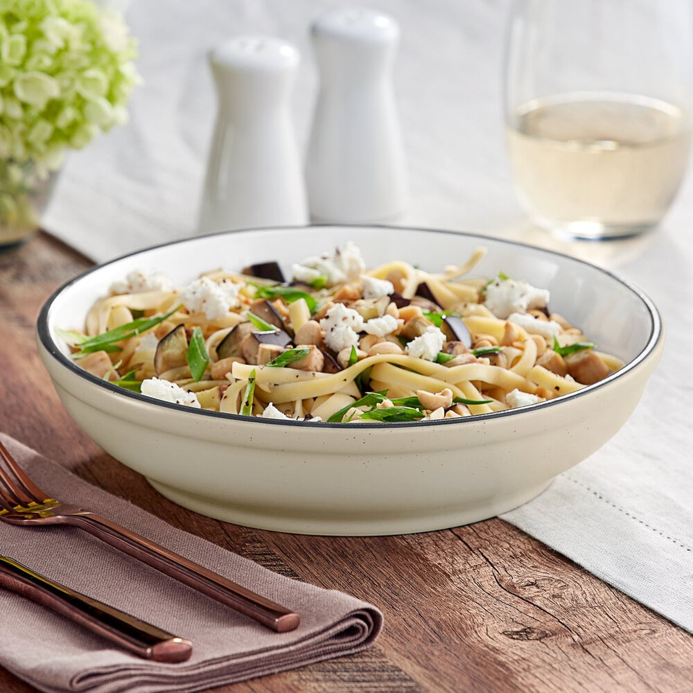 Acopa Embers 32 oz. Cream White Matte Stoneware Pasta Bowl - 12/Case
