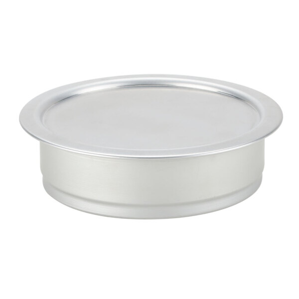 An American Metalcraft silver round pan with straight sides.