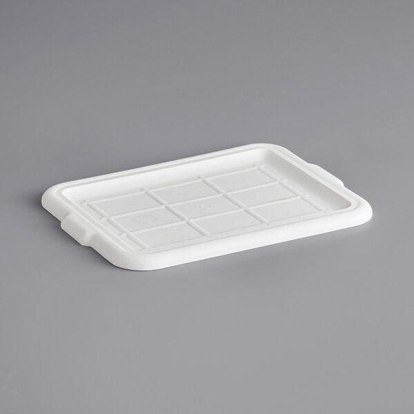A white Tablecraft polypropylene lid for a food storage box.