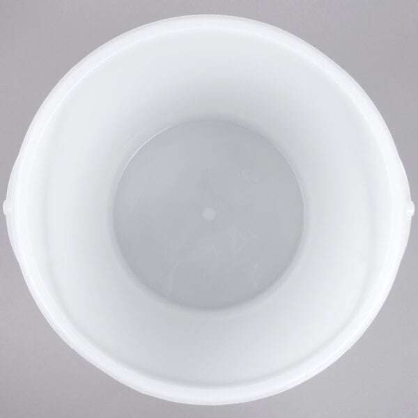 A white Rubbermaid food storage bucket with a lid and handle.