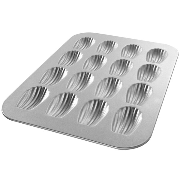 Chicago Metallic 25400 Customizable Madeleine Pan