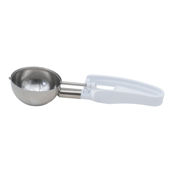 Vollrath 47390 Jacob's Pride® #6 White Squeeze Handle Disher - 4.7 oz.
