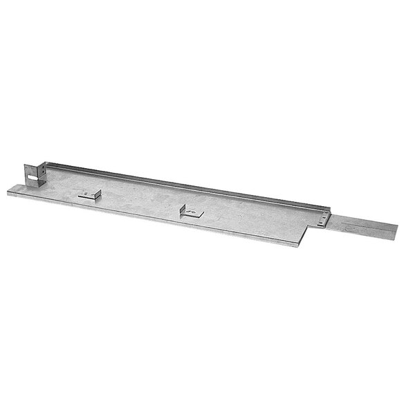 A metal plate with a metal rod.