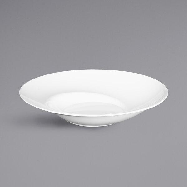 A white Elite Global Solutions melamine bowl.