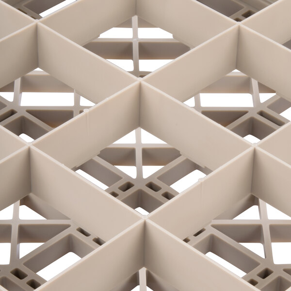 A beige Vollrath Traex grid with squares.