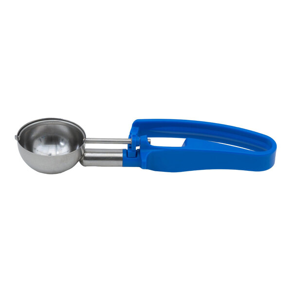 Vollrath 47395 Jacob's Pride® #16 Blue Squeeze Handle Disher - 2 oz.