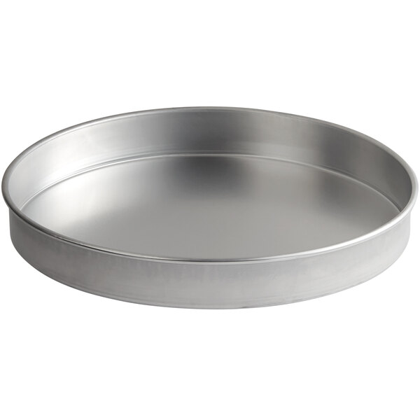 large round cake pan