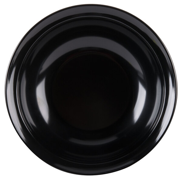 A black bowl with a white background.