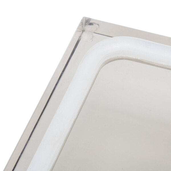 A white plastic lid with a white plastic handle for an ARY VacMaster VP540.