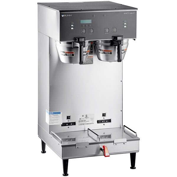 Bunn 33500.0042 BrewWISE Dual Soft Heat DBC Brewer with Lower Faucet 120 240V 6800W