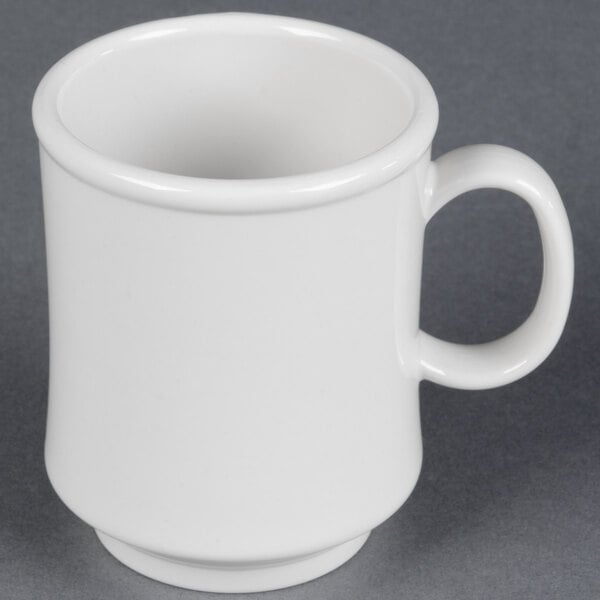 A white GET Tritan mug with a handle.