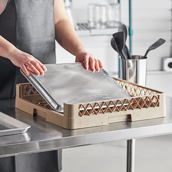 Vollrath TR31 Traex® Full-Size Beige Open End Rack