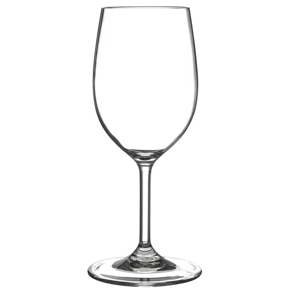 A clear Carlisle white wine glass.