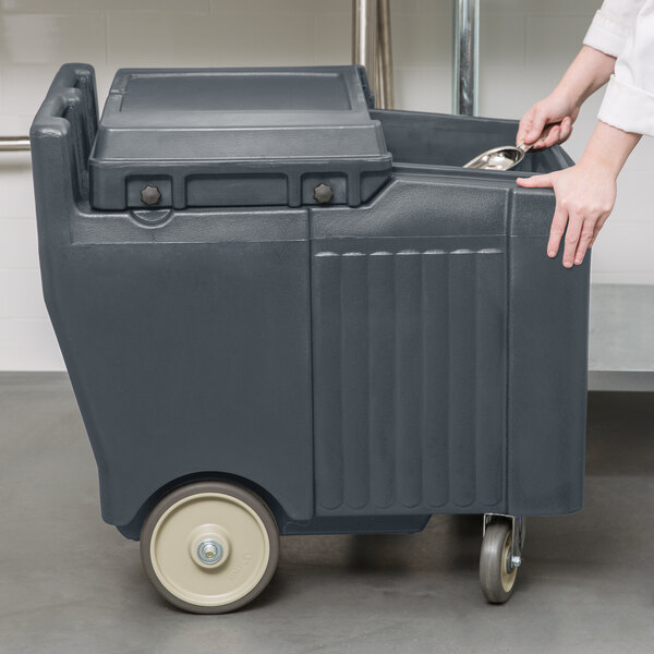 S/S1-MBIBSD700 : MOBILE ICE BIN