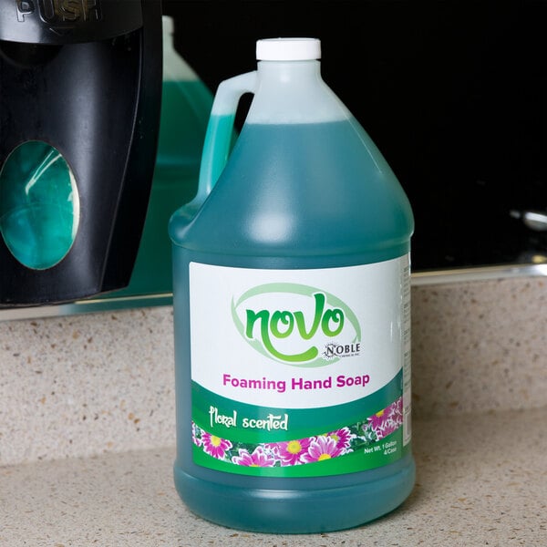 Noble Chemical Novo 1 Gallon / 128 oz. Ready-to-Use Foaming Hand Soap