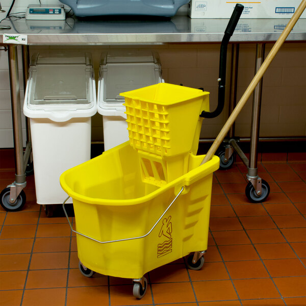 cheap mop bucket