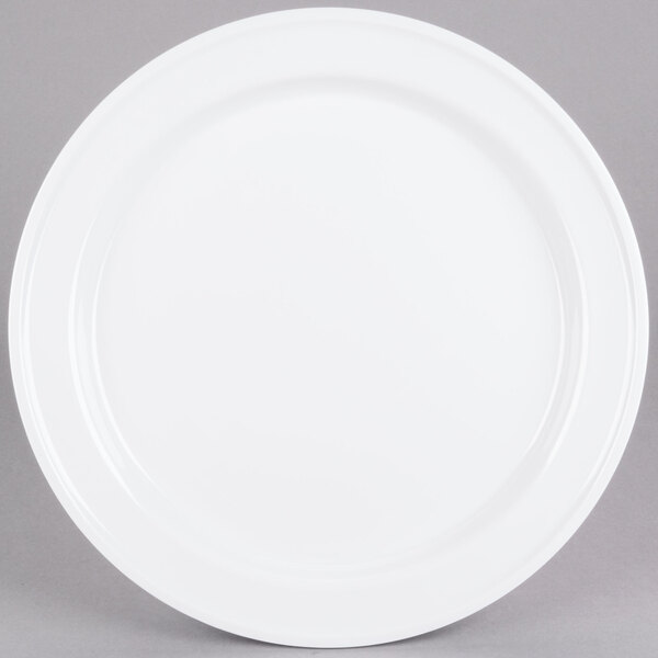 A white Elite Global Solutions melamine plate on a white plate stand.