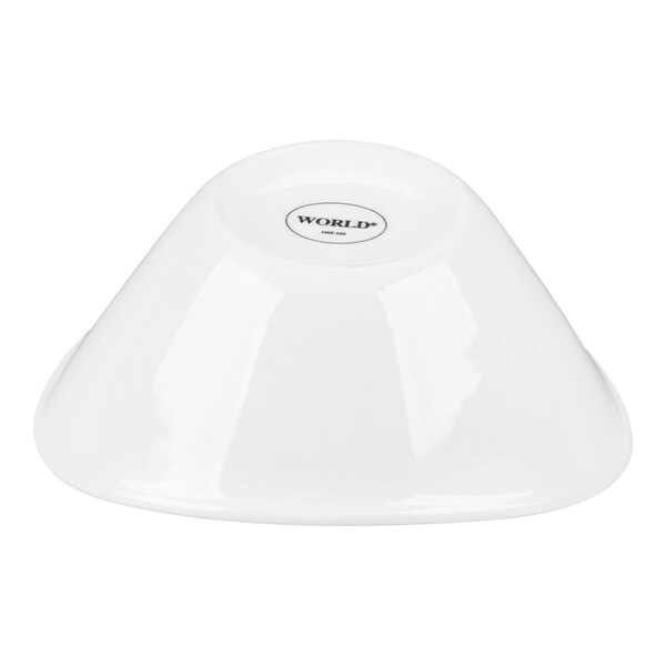 Libbey INF-150 Porcelana Infinity 13 oz. Bright White Oval Porcelain Bowl - 24/Case