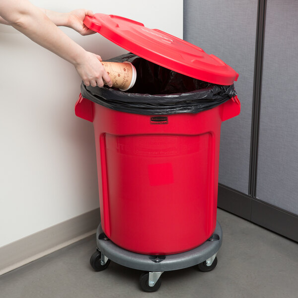 Rubbermaid BRUTE 20 Gallon Red Round Trash Can with Lid and Dolly