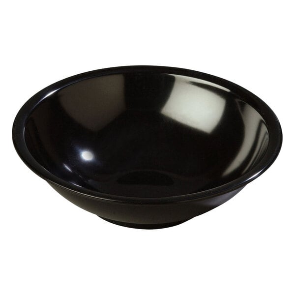 A close-up of a black Carlisle salad bowl.