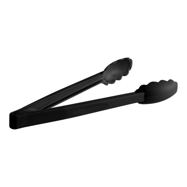 A black Cambro tongs with a scalloped handle.