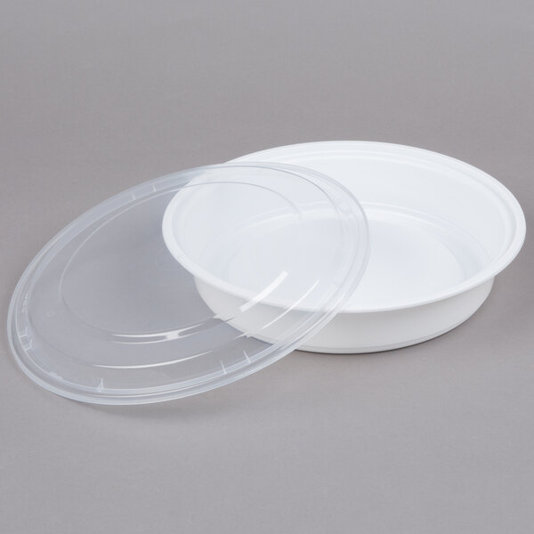 A 48 oz. white plastic round microwavable container with a lid.