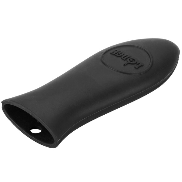 A black silicone handle holder for Lodge skillets.