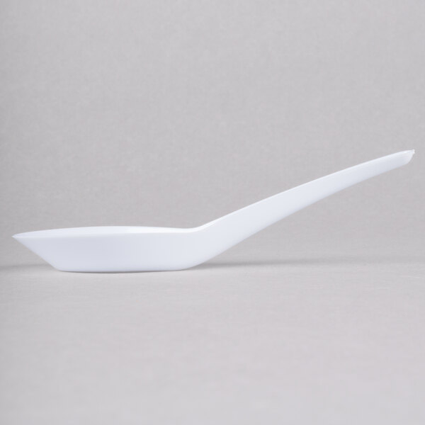 Visions 5 1/2" White Plastic Asian Soup Spoon 50/Pack