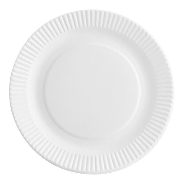 A plain white 6-inch uncoated paper plate.