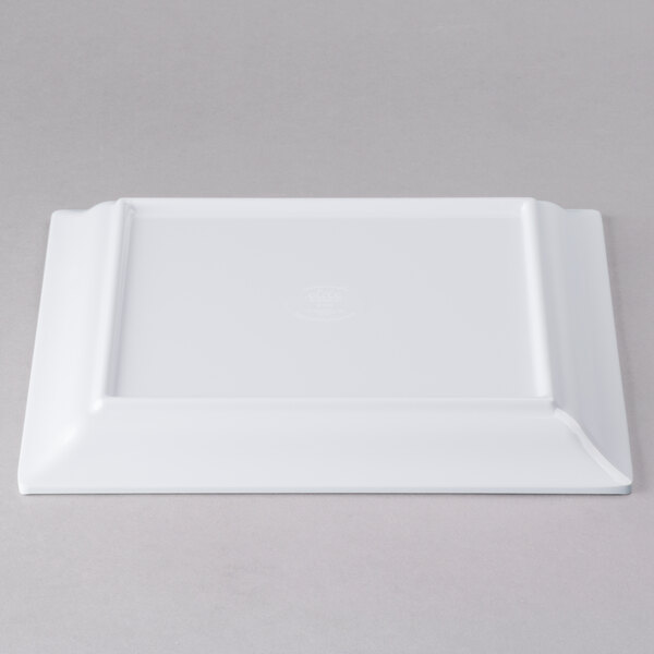 A white square Elite Global Solutions melamine plate.