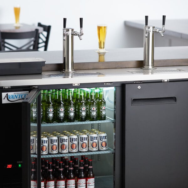 Avantco UDD-60-HC (2) double tap kegerator beer dispenser