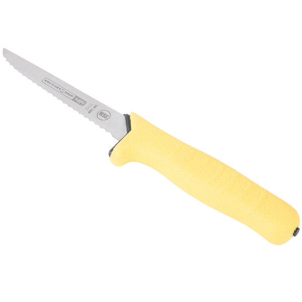 An ARY VacMaster serrated utility knife with a yellow handle.