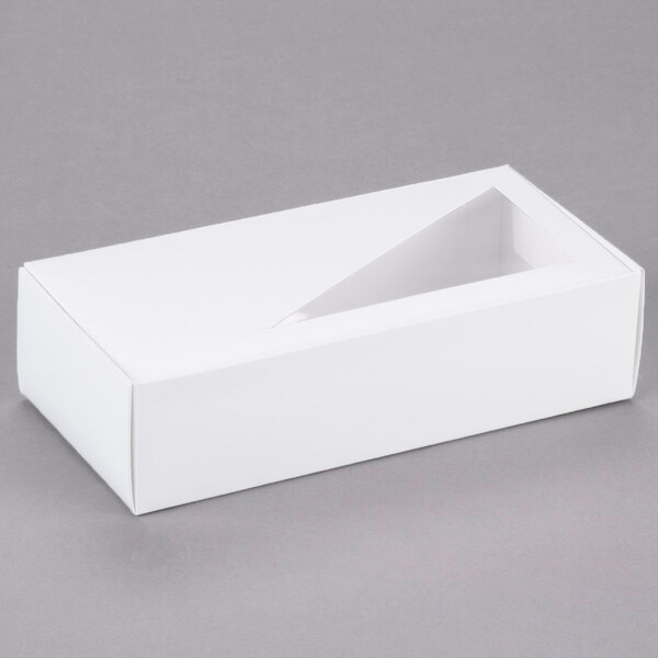 7 18 X 3 38 X 1 78 White 1 Lb 1 Piece Candy Box With Triangular Window 25pack