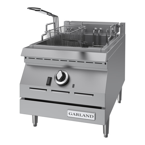 Garland ED-15SF Designer Series 17 lb. Electric Countertop Super Deep Fryer - 240V, 1 Phase, 8 kW