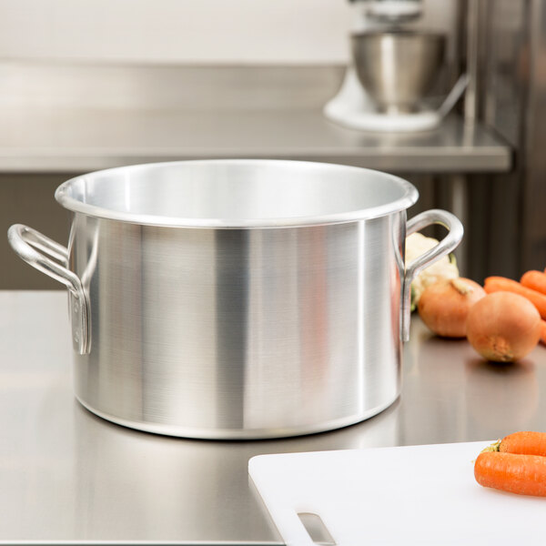 Vollrath 67414 Wear-Ever Classic 14 Qt. Aluminum Sauce Pot