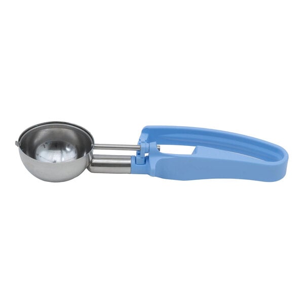 Vollrath 47394 Jacob's Pride® #14 Blue Squeeze Handle Disher - 2.4 oz.
