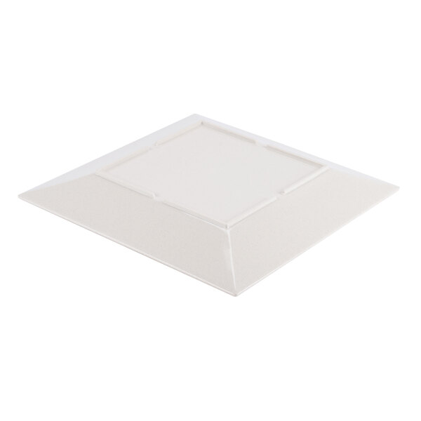 A white square GET ML-92-OL Olympia Plate in a white box.