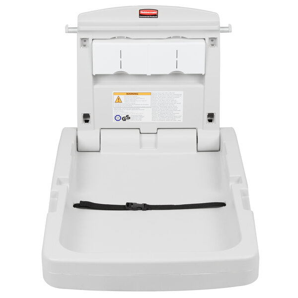 rubbermaid diaper changing station