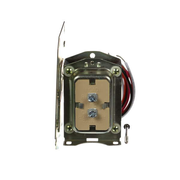 A Groen transformer, a small metal box with wires and a wire.