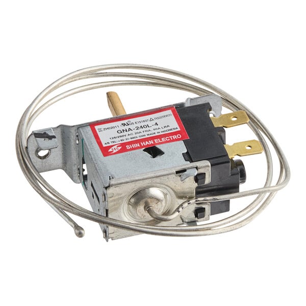 A Turbo Air Refrigeration GNA-240L-4 thermostat with wires attached.