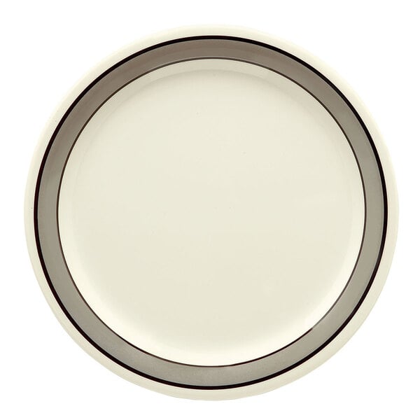 A white GET Diamond Cambridge melamine plate with a black rim.